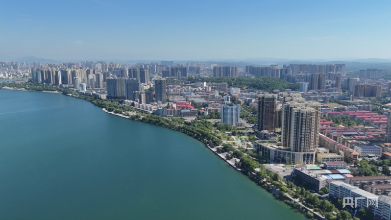 垃圾智能回收“变废为宝”