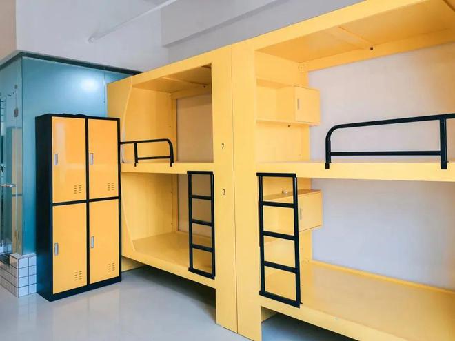 新生报道时大学宿舍床位该如何挑选？(图2)