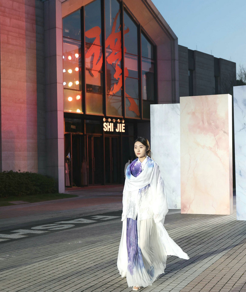 SHIJIE诗简·施杰2024秋冬系列演绎东方时装意境(图5)