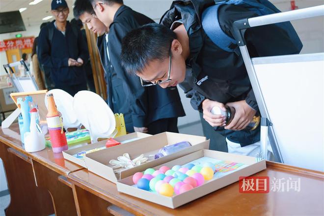 200余名大学新生参与“第一课”从垃圾分类开讲(图6)
