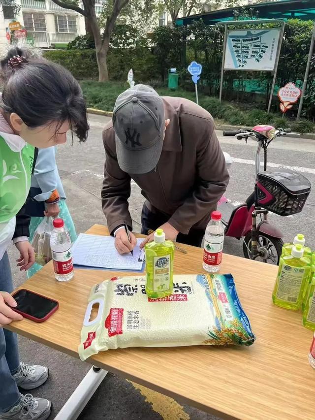 九游app入口:抓好“关键小事”普陀这里推动垃圾分类工作迈向精细化(图6)