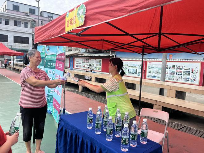 “垃圾分类齐推进绿色环保入万家”(图3)