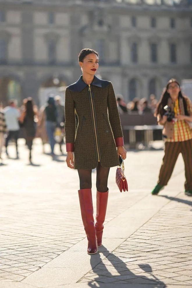 202425年秋冬前沿时尚连衣裙的6大趋势看看你衣橱里有了吗?(图8)