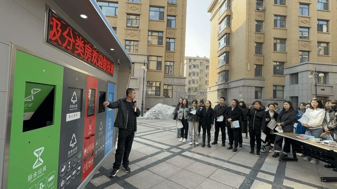 OBOO鸥柏丨城市社区垃圾分类应用信息广告屏一体机点亮新视界(图4)