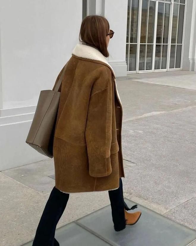 韩女都在穿的这件外套含金量有多高?(图11)