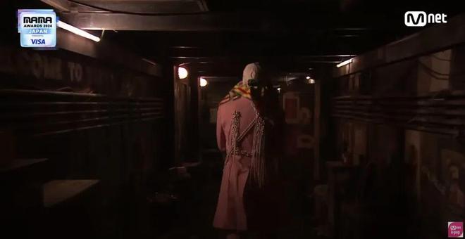 女装+头巾？权志龙回归带火了哪些品牌(图4)