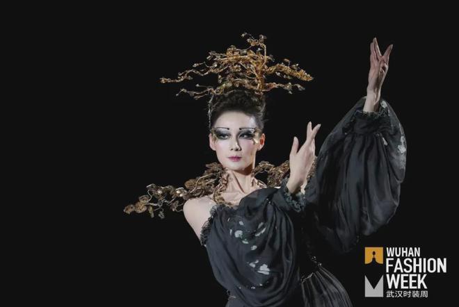 2024武汉时装周盛大启幕非遗与新潮照亮“锦绣长江”(图3)