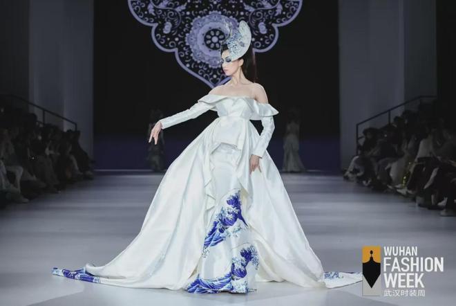 2024武汉时装周盛大启幕非遗与新潮照亮“锦绣长江”(图4)