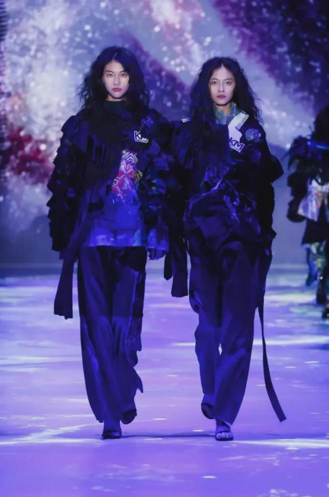 2024武汉时装周盛大启幕非遗与新潮照亮“锦绣长江”(图11)