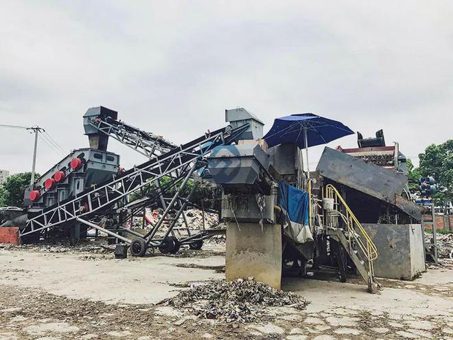 智能陈腐垃圾分拣设备：高效垃圾分选生产线的革新者