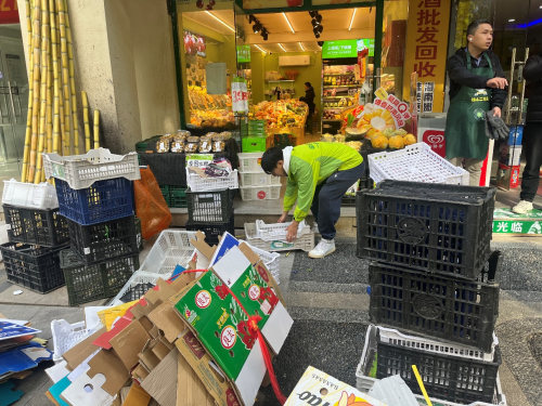 大学生收废品再生资源事业加入生力军!(图5)