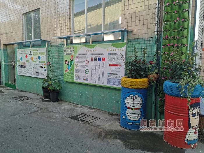 智能垃圾分类设备让垃圾分类更轻松