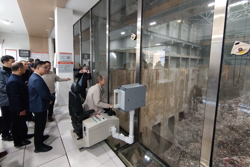 桂林市公共机构生活垃圾分类与回收处理工作经验交流会在阳朔县召开