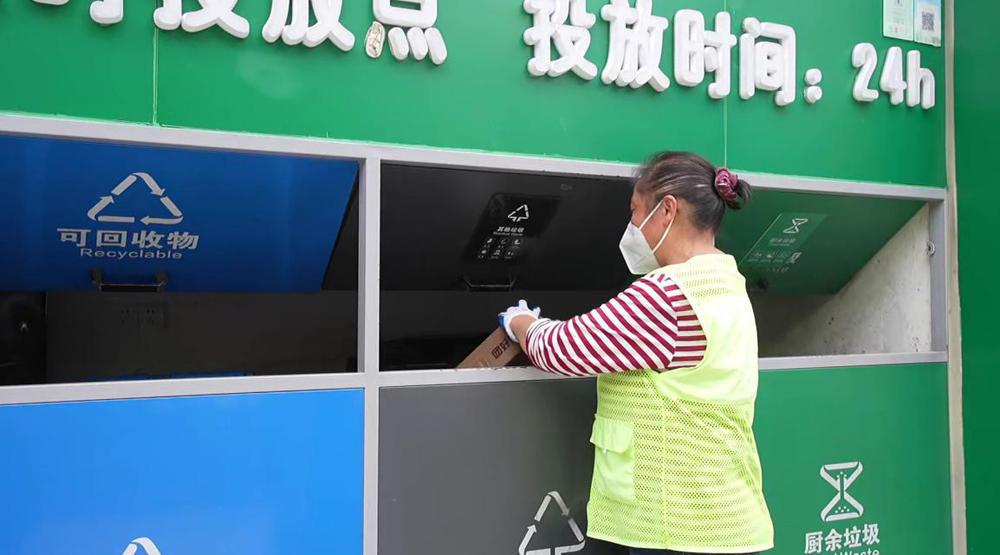 大学生走进广州黄埔探访垃圾分类如何助力乡村振兴(图2)