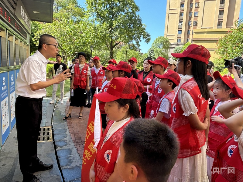 集美区持续深化生活垃圾分类宣传 共筑生态文明新篇章(图5)