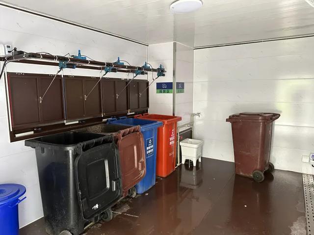 更便捷、更智能、更美观！四团镇生活垃圾投放点全新升级→(图1)