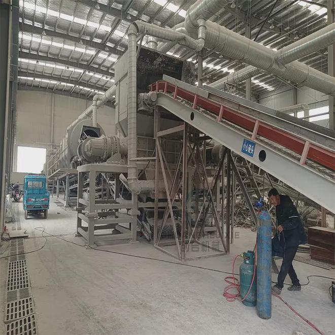 建筑垃圾分离机设备：实现装修垃圾高效分拣与筛分的创新解决方案(图1)