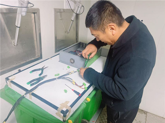 青岛市崂山区王哥庄街道组织智能厢房全面“体检”助力分类前行(图2)