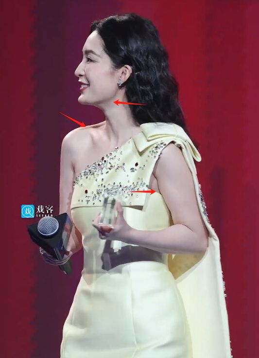 北京这一夜被“发胖”的李沁惊艳了面相都变了颜值惊鸿一瞥(图9)