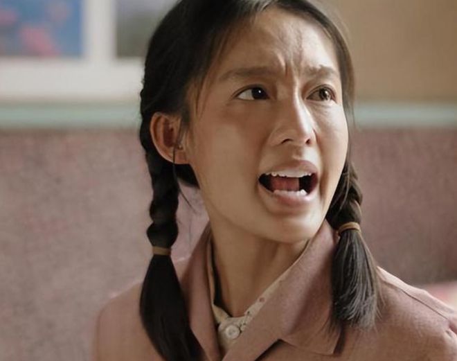 北京这一夜被“发胖”的李沁惊艳了面相都变了颜值惊鸿一瞥(图14)