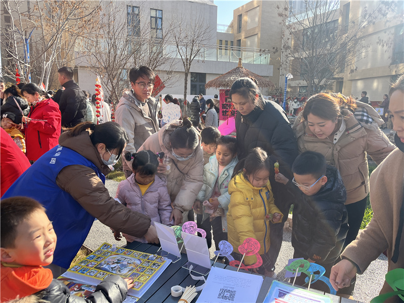 “市市”如意 分类有你 青岛市城阳区棘洪滩锦绣幼儿园开展垃圾分类宣传(图3)