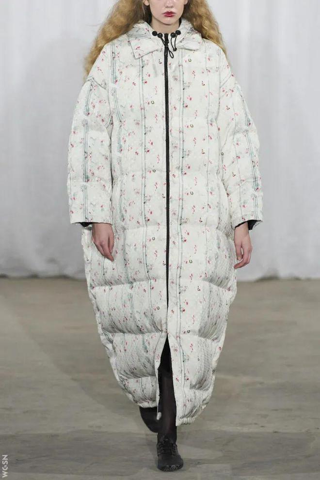 2024年秋冬流行这6款羽绒服个性显高级！(图7)