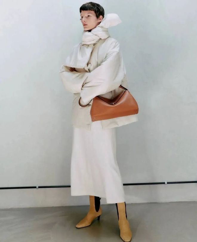 2024年秋冬流行这6款羽绒服个性显高级！(图28)