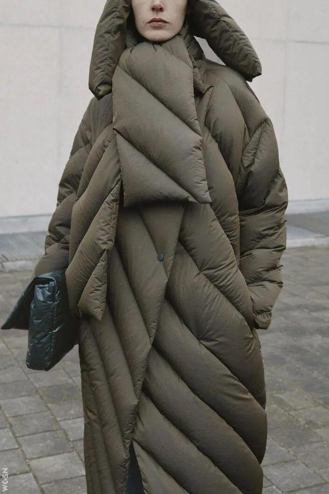 2024年秋冬流行这6款羽绒服个性显高级！(图24)