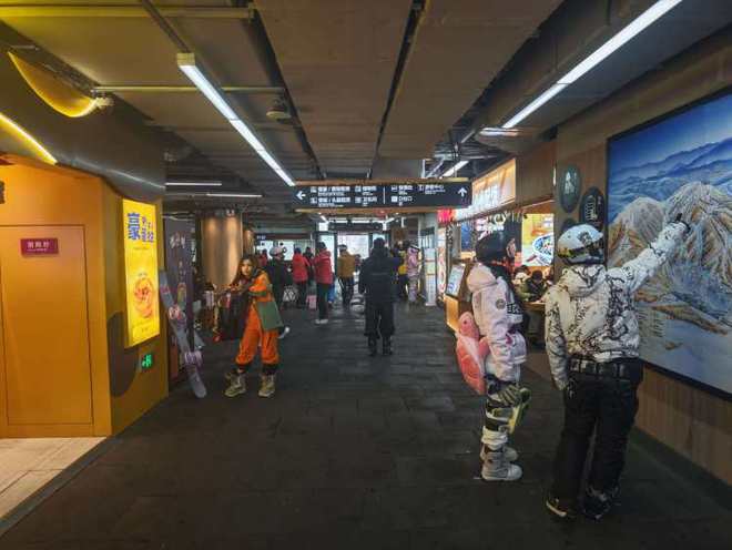 后冬奥时代的张家口：雕琢“冰雪胜地”游客与日俱增(图6)