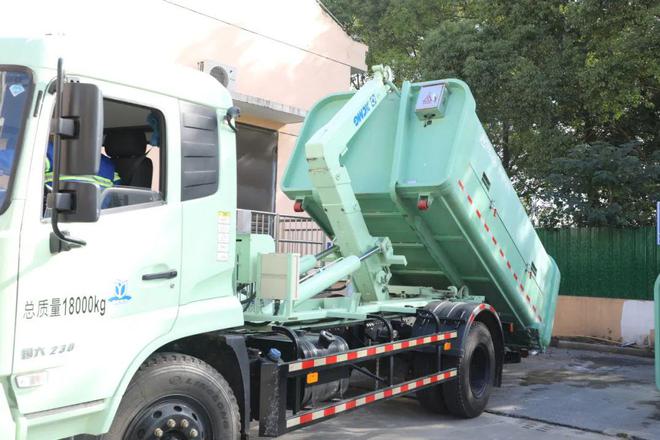 全程不落地装修垃圾清运竟能如此“丝滑”？