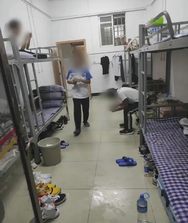 有钱建草堂没钱修宿舍后续宿舍、草堂照片曝光青春期叛逆(图2)