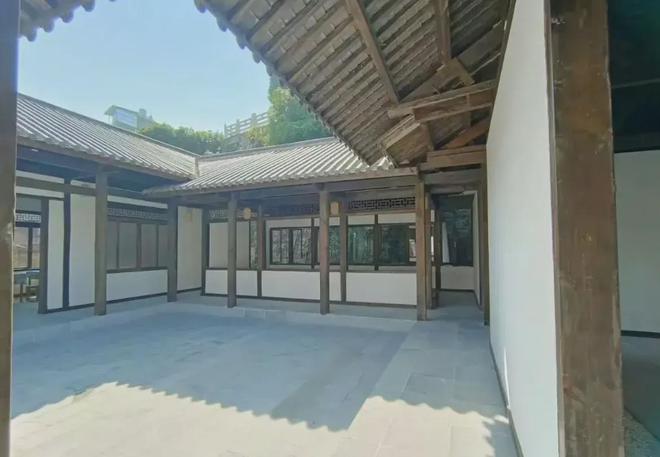 有钱建草堂没钱修宿舍后续宿舍、草堂照片曝光青春期叛逆(图5)