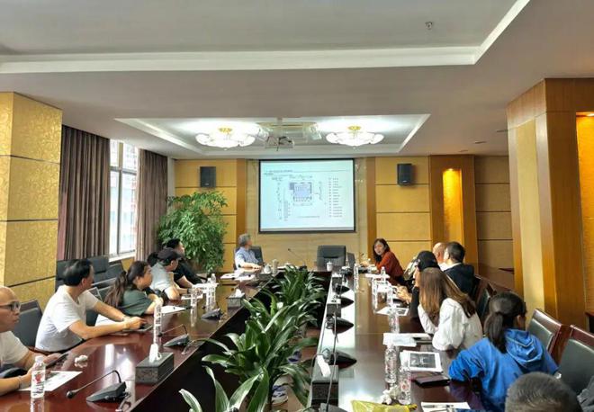 垃圾厢房华丽变身生活新风貌→(图4)