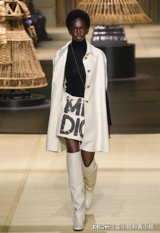 摩登与复古交织 用心演绎迪奥2024秋冬高定(图5)
