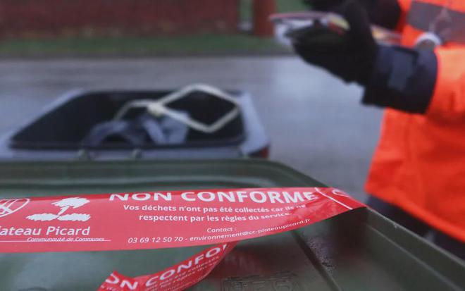 专人检查垃圾分类！不合格垃圾会被拒收