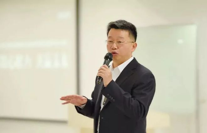 从0到6681亿元！福建这家照企牛！背后掌舵人的智慧更是圈粉…