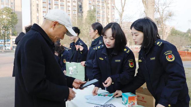 春暖蓉城尚文明新津举行垃圾分类主题宣传活动(图3)