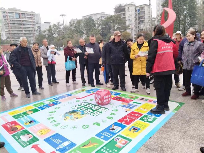 重庆巴南：春风送暖学雷锋 垃圾分类践于行(图2)