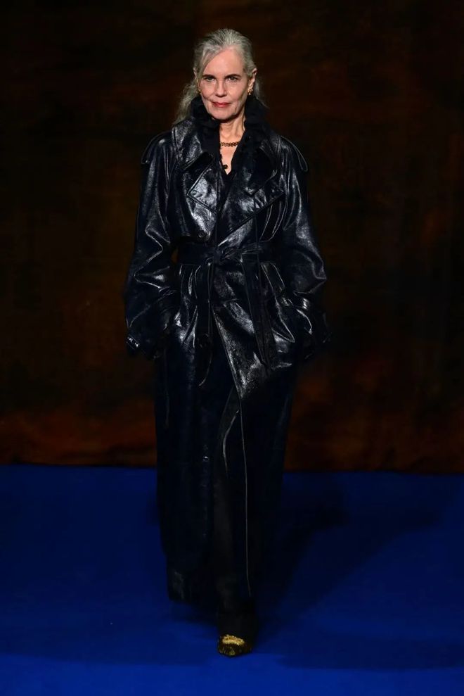 “黄白玫瑰”在伦敦时装周和我审美一致了!(图4)