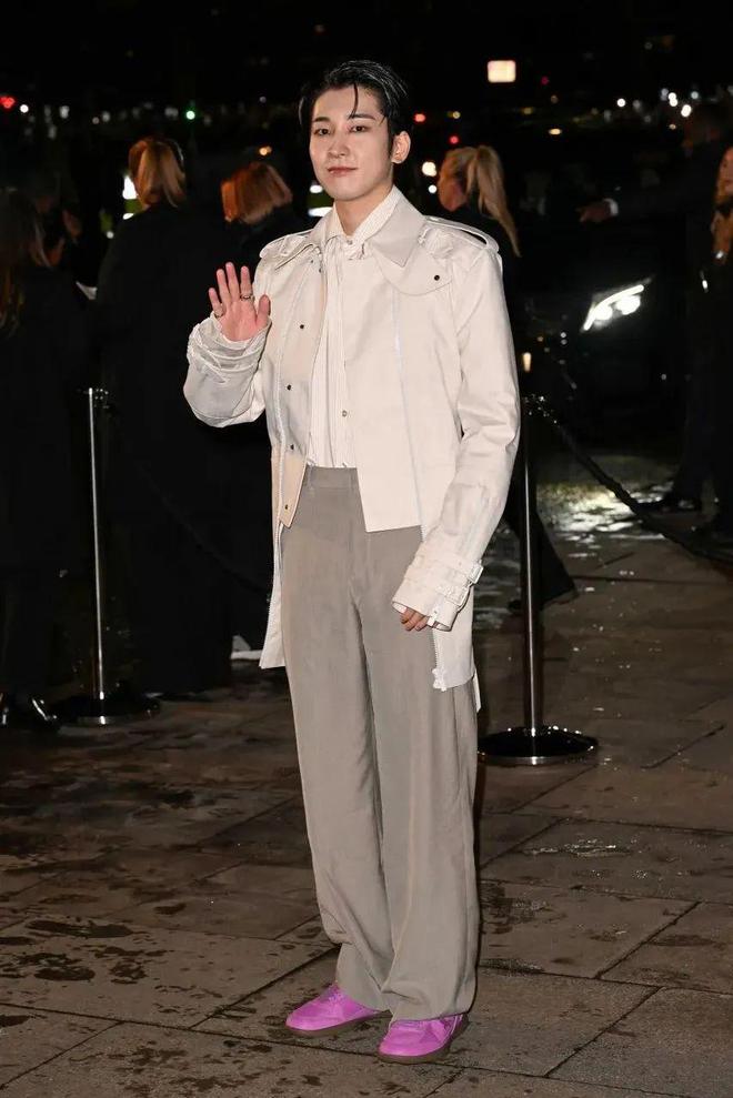 “黄白玫瑰”在伦敦时装周和我审美一致了!(图7)