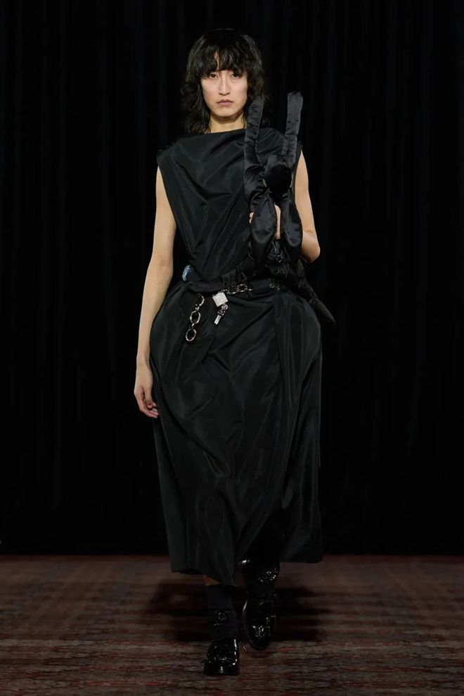 “黄白玫瑰”在伦敦时装周和我审美一致了!(图26)