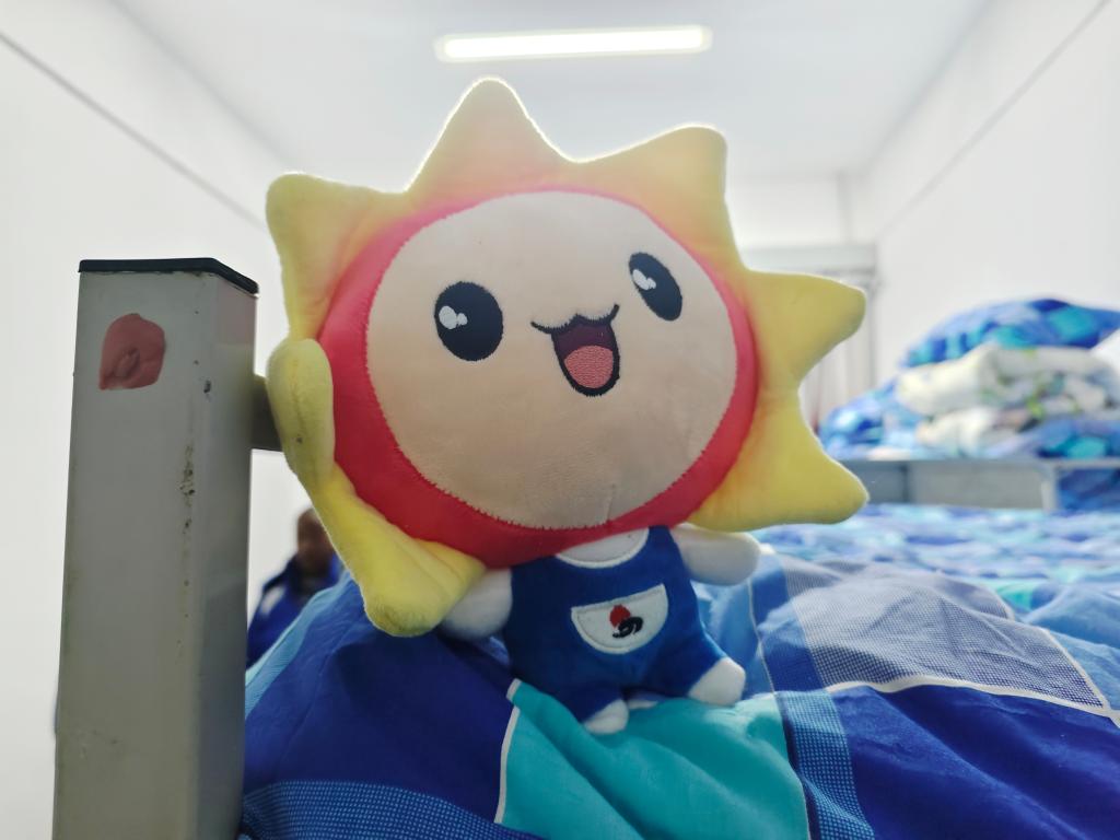 珠峰脚下又闻读书声——西藏定日地震灾区孩子们如期开学(图2)