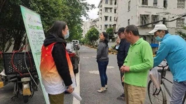 引领垃圾分类新时尚TA们这样做→
