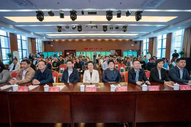 2025年上海市生活垃圾分类志愿服务宣传日活动在长宁举行(图2)