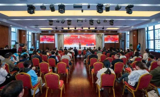 2025年上海市生活垃圾分类志愿服务宣传日活动在长宁举行