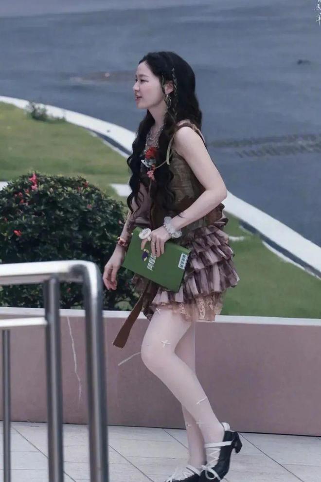 金靖最近吃了什么“时髦仙丹”？(图9)