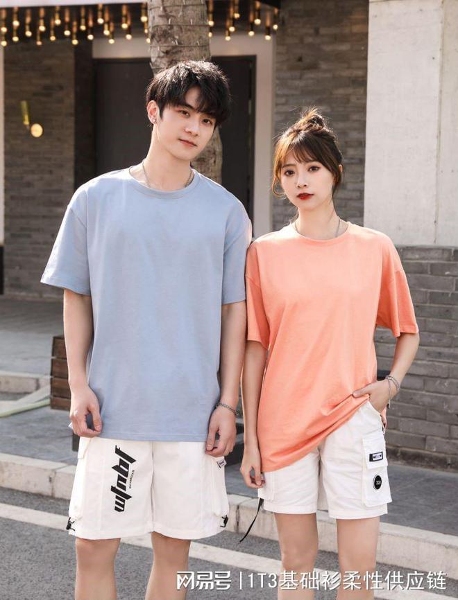 年轻与活力并存T恤穿搭让你成为焦点(图3)