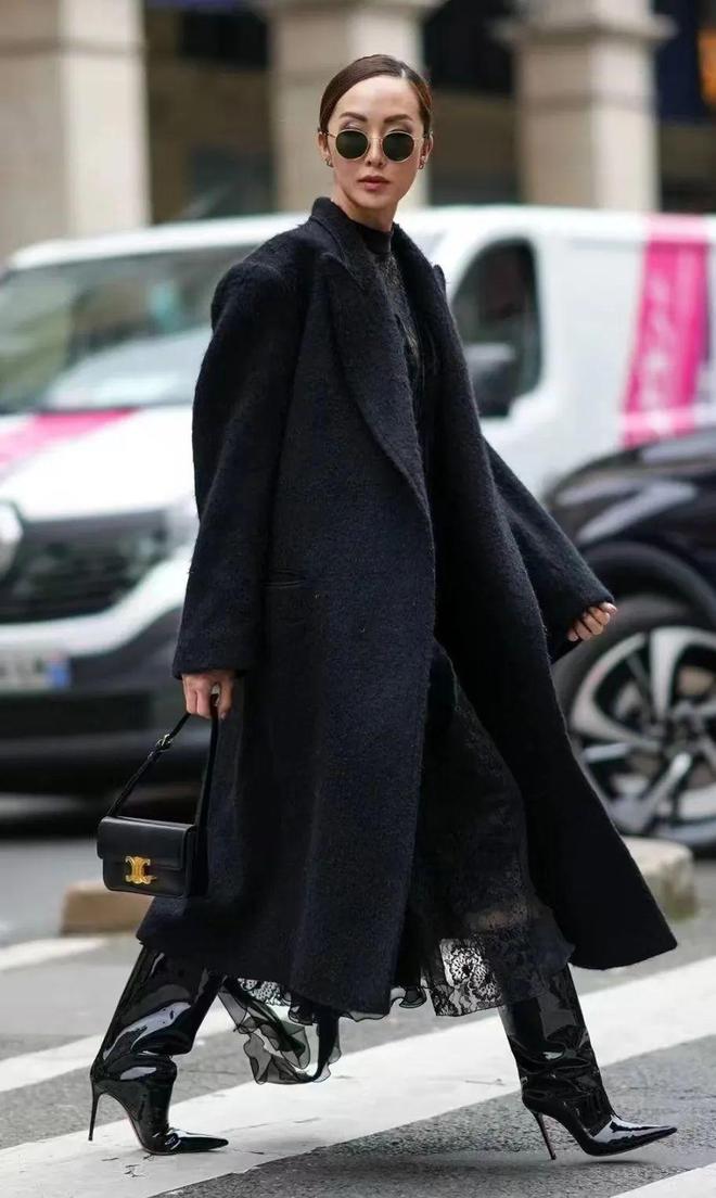 大衣配裙子这样穿才好看(图4)