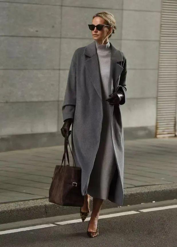 大衣配裙子这样穿才好看(图8)