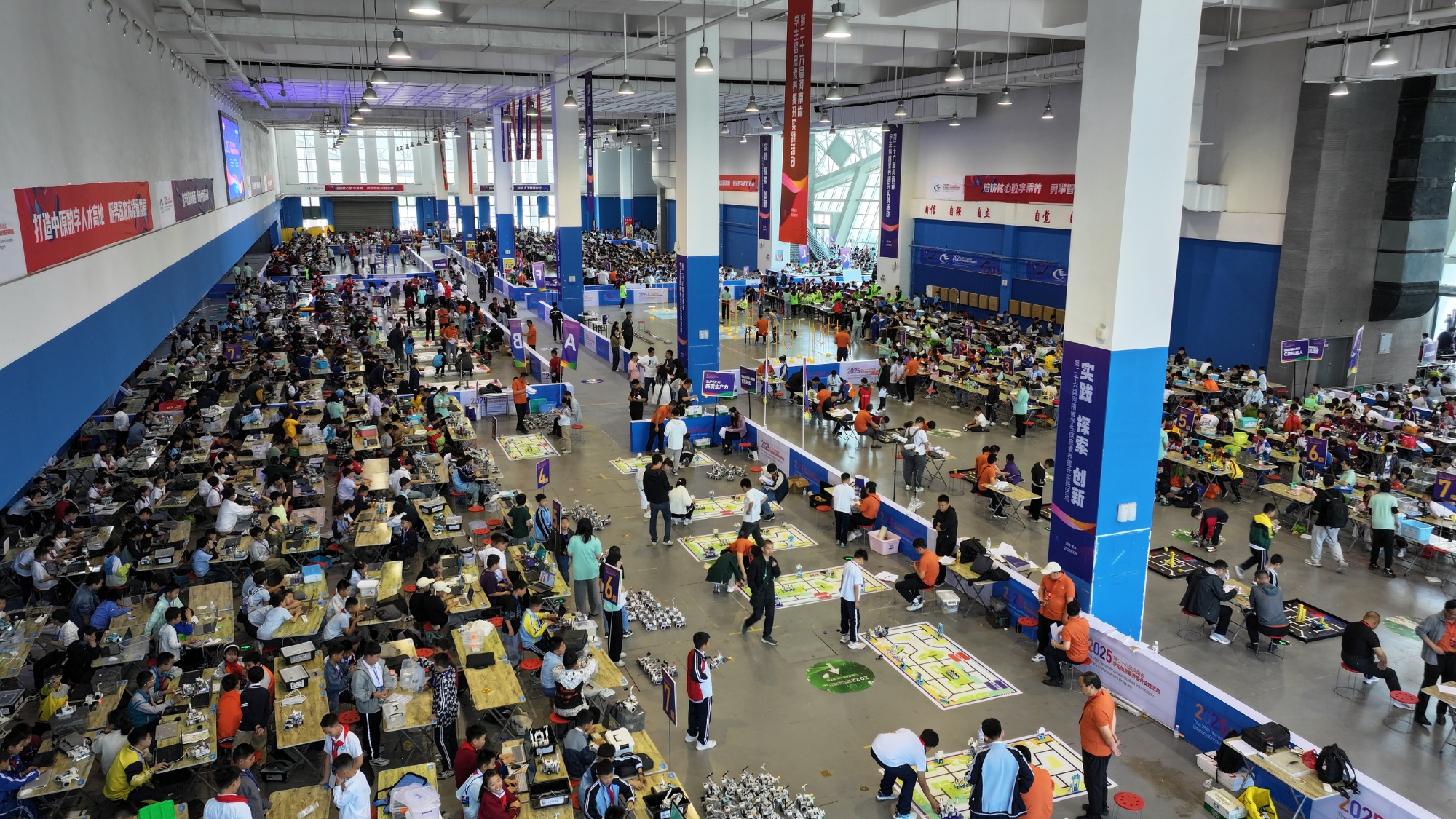 全省5000余名师生共赴科技之约(图2)